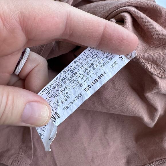 Zara Graphic Long Sleeve Top - Size 8 - Metallic Letters - Picture 4 of 4